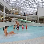 Apartamento Fürdő Mobilházak *