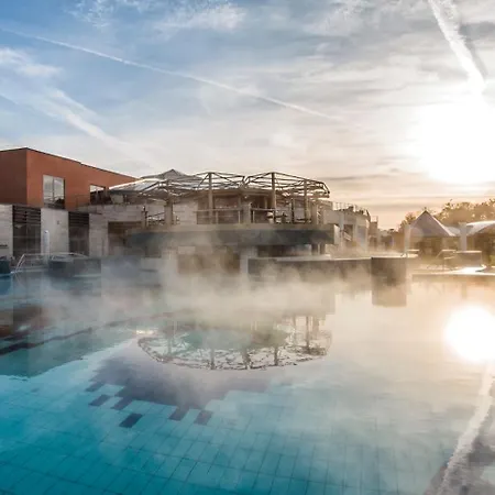 Fürdő Mobilházak Sárvár